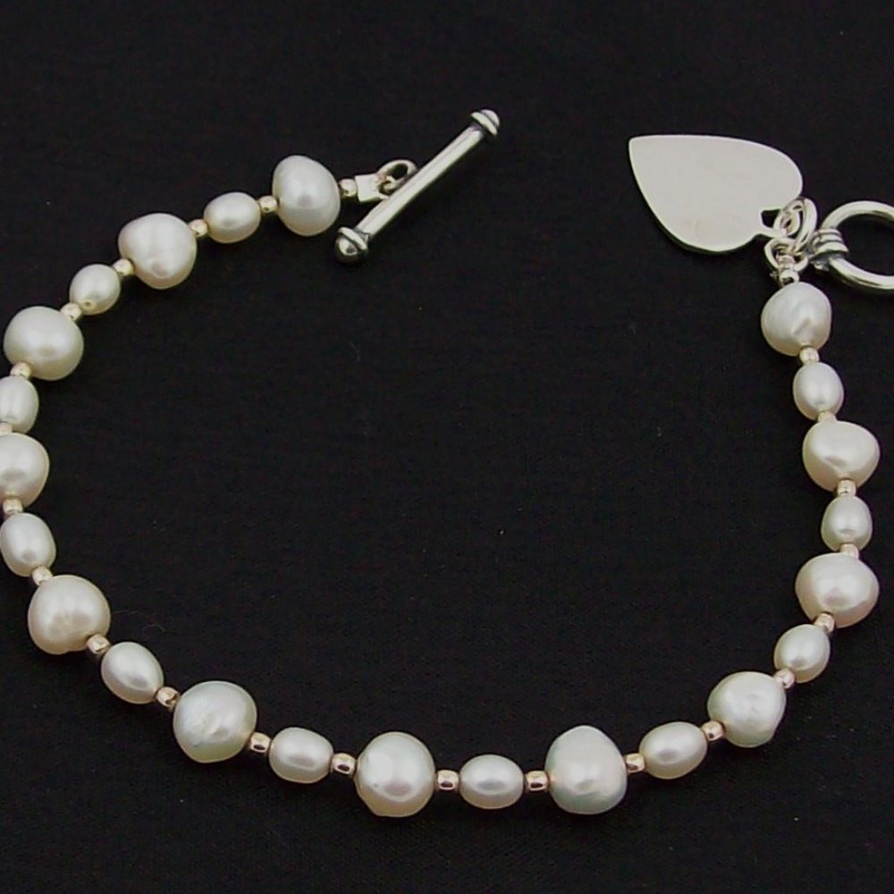 Pearl Toggle Bracelet w/Heart Charm